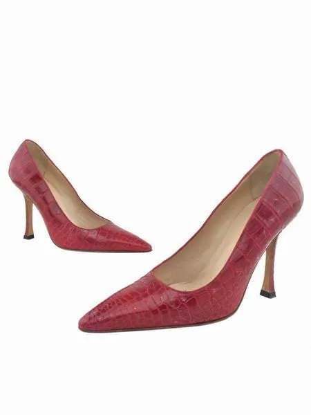 Manolo Blahnik Crocodile BB Pumps Size 7.5